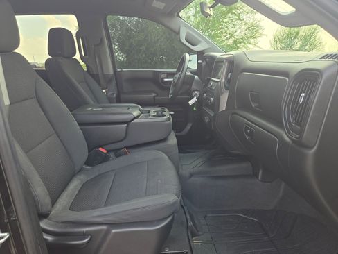 Used 2021 Chevrolet Silverado 1500 Custom Trail Boss w/ LPO, Dark Essentials Package AWD/4WD image 23