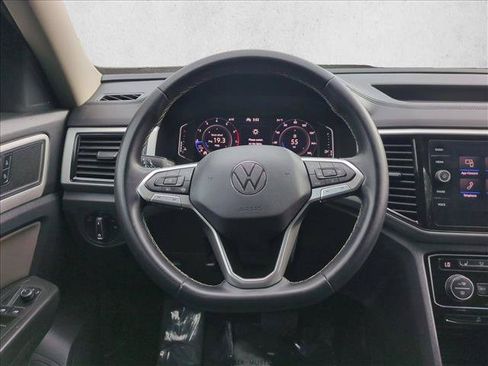 Used 2023 Volkswagen Atlas SE FWD image 28