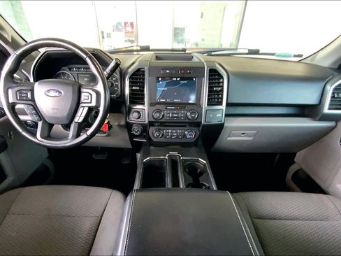 Used 2018 Ford F150 XLT w/ Equipment Group 302A Luxury image 15