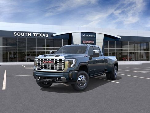 New 2026 GMC Sierra 3500 Denali w/ Denali Reserve Package AWD/4WD image 8