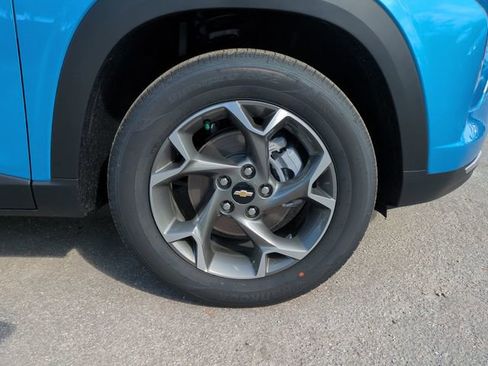 New 2026 Chevrolet Trax LT w/ Driver Confidence Package FWD image 10