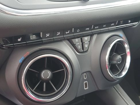 Certified 2023 Chevrolet Blazer LT w/ Midnight/Sport Edition FWD image 18