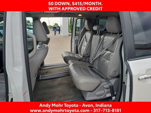 Used 2017 Toyota Sienna XLE Premium FWD image 27