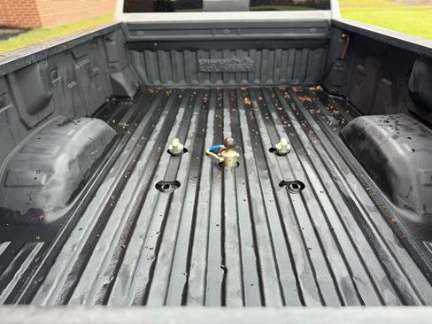 Used 2021 Chevrolet Silverado 3500 High Country image 41