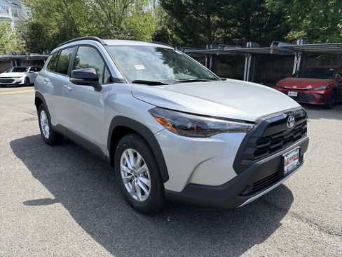 New 2026 Toyota Corolla Cross LE image 3