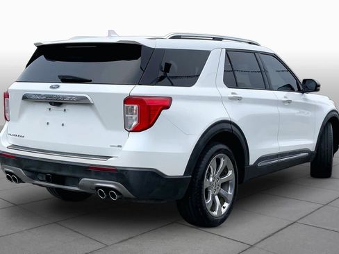 Used 2020 Ford Explorer Platinum w/ Premium Technology Package AWD/4WD image 12
