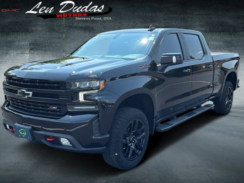 Used 2021 Chevrolet Silverado 1500 LT Trail Boss w/ Convenience Package II AWD/4WD image 2