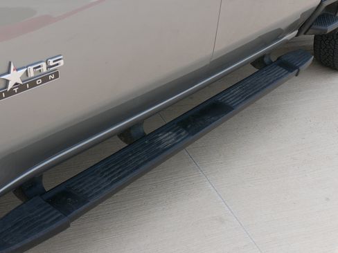 Used 2025 Chevrolet Silverado 2500 LT w/ Texas Edition AWD/4WD image 40