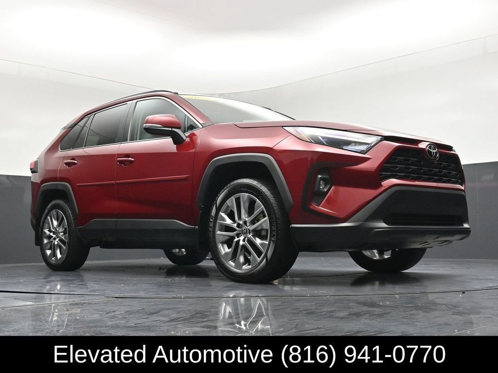 Used 2023 Toyota RAV4 XLE Premium AWD/4WD image 30