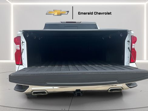 Used 2025 Chevrolet Silverado 1500 LTZ w/ Z71 Off-Road Package AWD/4WD image 7