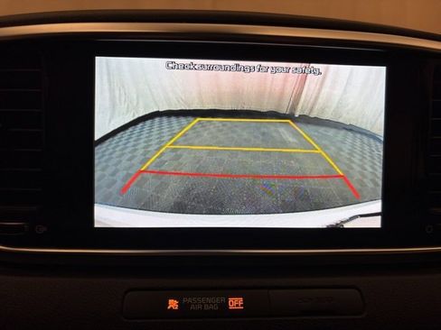 Certified 2021 Kia Sportage EX w/ EX Technology Package image 18