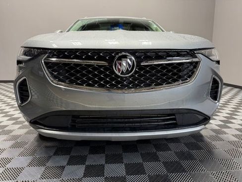 Used 2023 Buick Envision Avenir image 3
