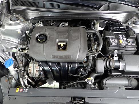 Used 2023 Kia Forte LXS w/ LXS Technology Package FWD image 40