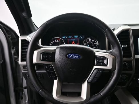 Used 2018 Ford F150 Lariat image 15