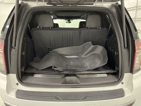 Used 2021 Chevrolet Tahoe High Country image 15
