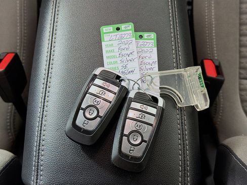 Used 2022 Ford Escape SE w/ Convenience Package image 32