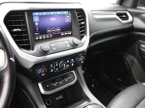 Used 2022 GMC Acadia SLT w/ LPO, Floor Liner Package FWD image 25