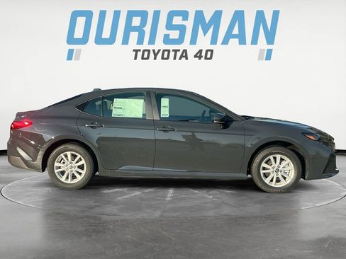 New 2026 Toyota Camry LE image 8