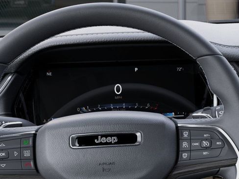 New 2026 Jeep Grand Cherokee L Limited RWD image 17