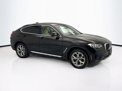 Used 2022 BMW X4 xDrive30i w/ Convenience Package AWD/4WD image 3