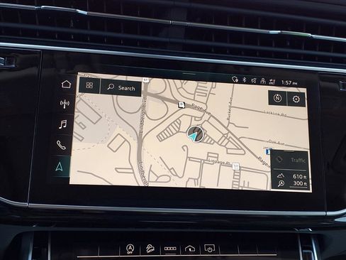 Used 2022 Audi Q7 Premium Plus image 5