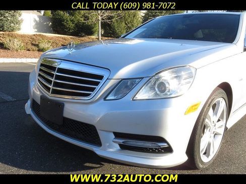 Used 2012 Mercedes-Benz E 350 4MATIC Sedan image 5