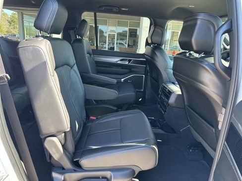 New 2026 Jeep Grand Wagoneer Limited image 43
