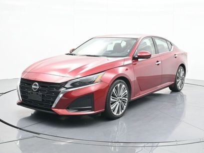 Used 2023 Nissan Altima 2.5 SL
