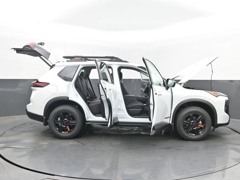 New 2026 Nissan Rogue SV image 45