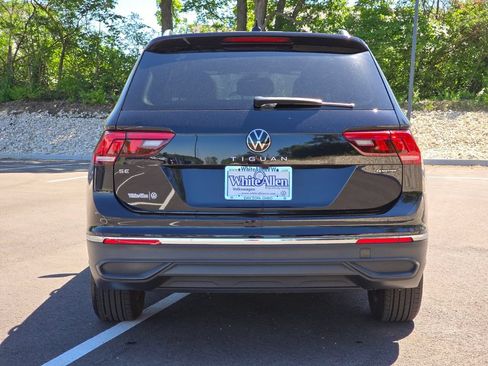 Certified 2024 Volkswagen Tiguan SE AWD/4WD image 24