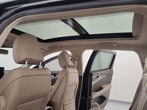 Used 2022 Lincoln Nautilus Reserve AWD/4WD image 16
