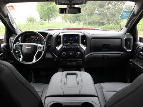 Used 2022 Chevrolet Silverado 2500 LTZ AWD/4WD image 16