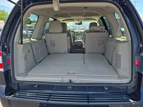 Used 2015 Lincoln Navigator 4WD image 59