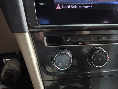Used 2018 Volkswagen Golf Alltrack AWD/4WD image 15