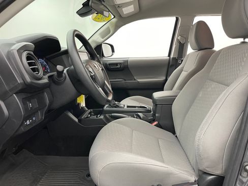 Used 2023 Toyota Tacoma SR AWD/4WD image 15