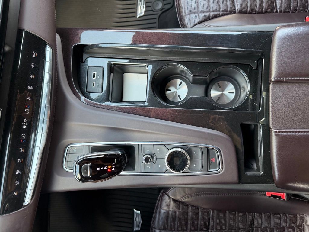 Used 2021 Cadillac Escalade Sport Platinum AWD/4WD image 21