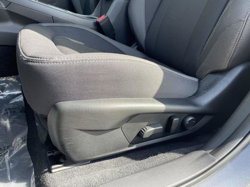 Certified 2025 Subaru Crosstrek 2.0i Premium image 15