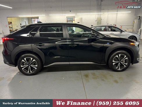 Used 2023 Subaru Solterra AWD image 6