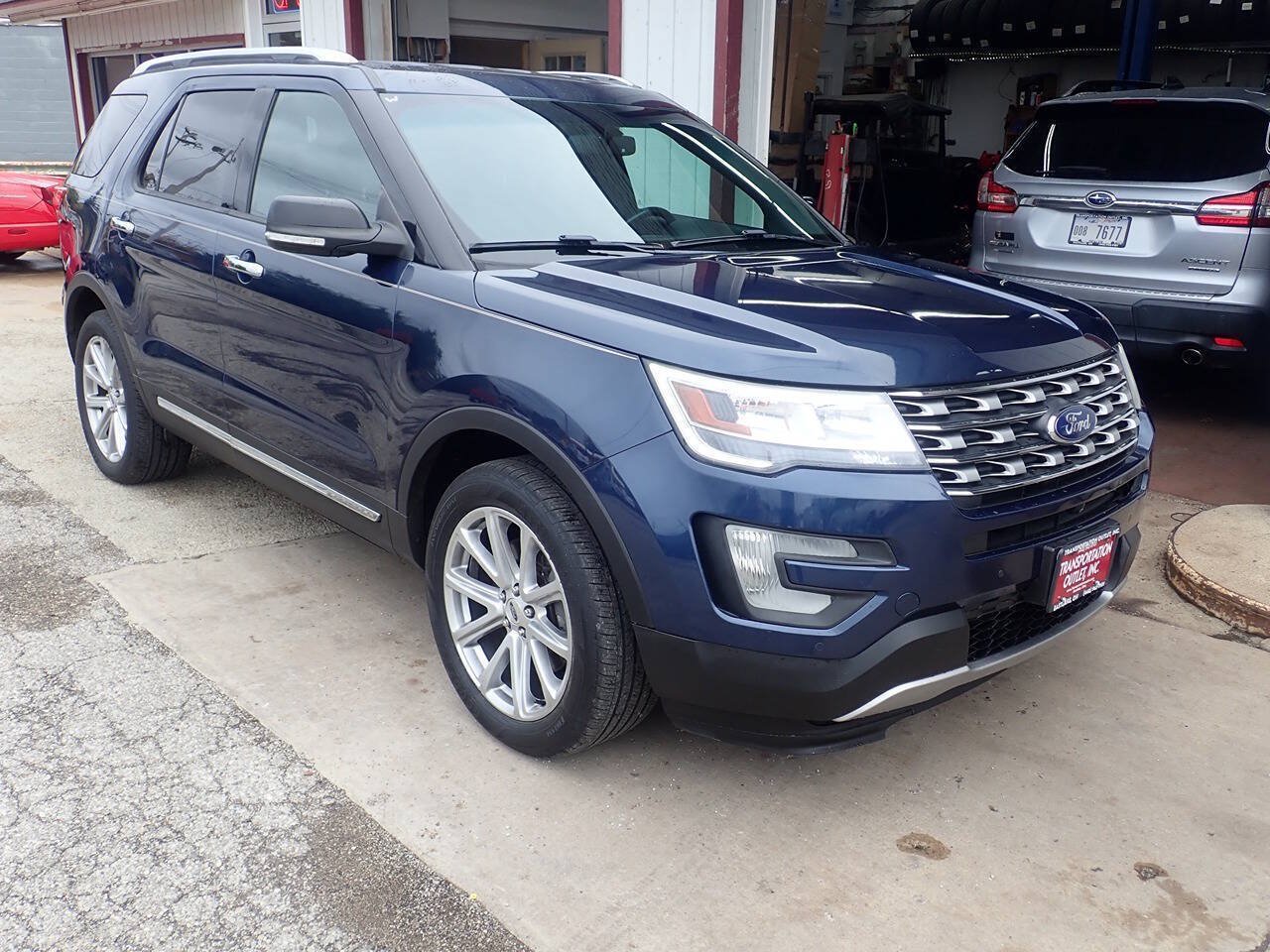 Used 2016 Ford Explorer Limited AWD/4WD image 24