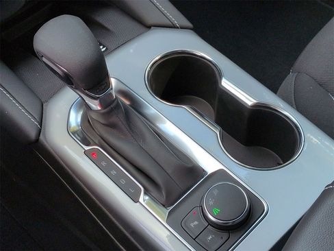 New 2026 Chevrolet Blazer LT w/ Convenience Package image 14