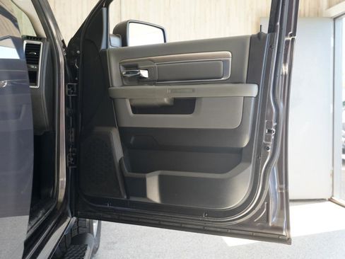 Used 2016 RAM 1500 Lone Star RWD image 31