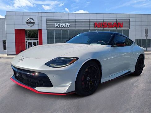 New 2024 Nissan Z NISMO w/ Floor Mat Package image 7