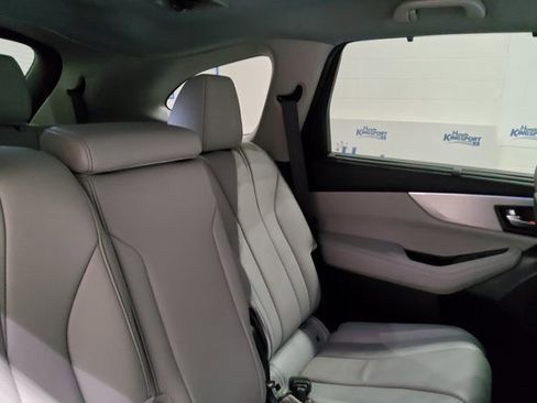 Used 2023 Acura MDX FWD w/ Technology Package image 21
