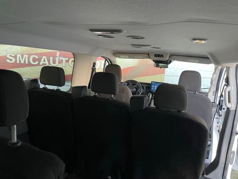 Used 2023 Ford Transit 350 XLT image 38