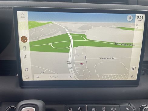 Used 2025 Land Rover Defender 110 X-Dynamic SE image 18