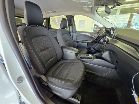 New 2025 Ford Escape Active w/ Cold Weather Package image 27