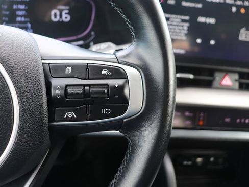 Used 2024 Kia Sportage EX image 23