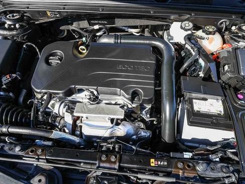 Used 2024 Chevrolet Malibu LT FWD image 12