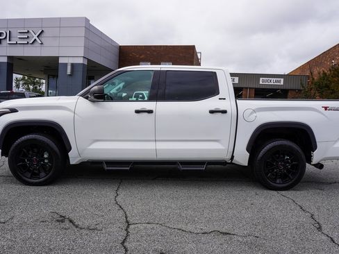 Used 2022 Toyota Tundra SR5 image 33