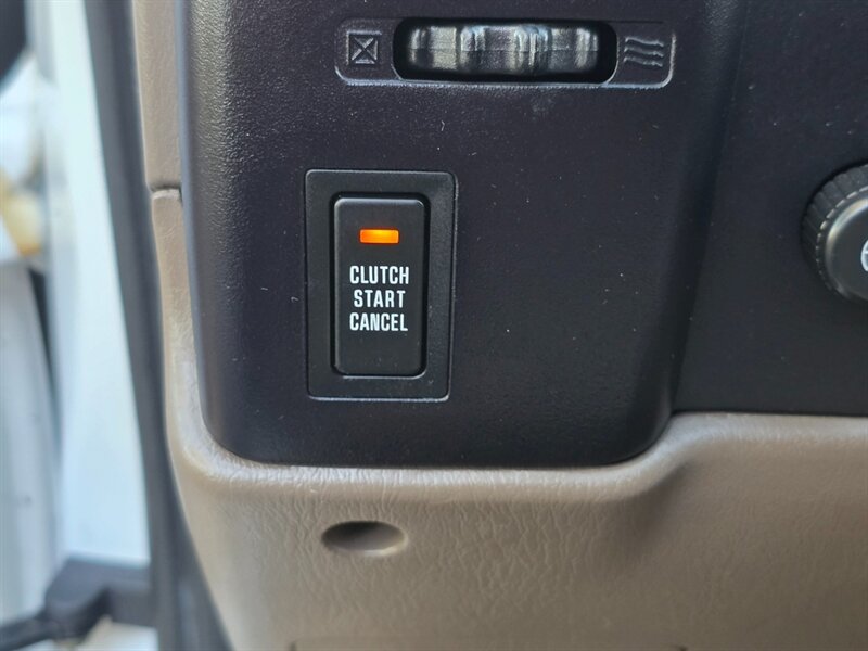 Used 2001 Toyota Tacoma 4x4 Regular Cab w/ Enhancement Pkg image 33